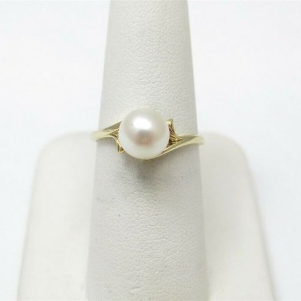 Vintage Mikimoto 14K Yellow Gold Pearl Ring